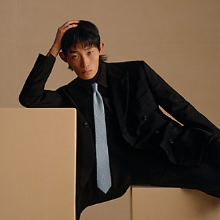 シルクツイルタイ 7 cm 《ベアーズ・アンド・ブルズ》 | Hermès